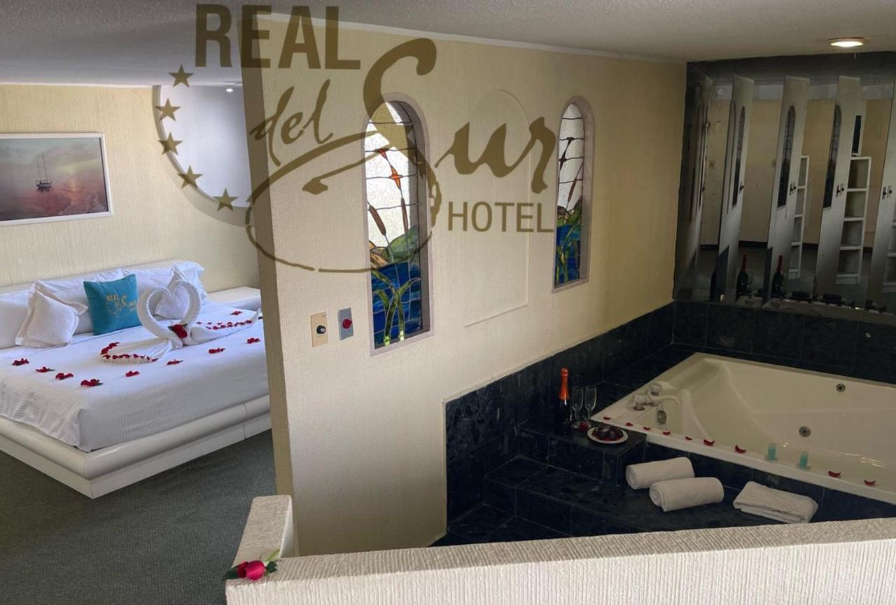 Deluxe Suite with Spa Bath,1341537302:JPEG
