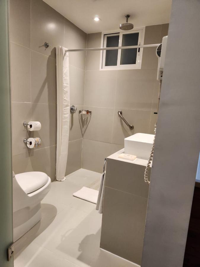 Junior Suite,1555702090:JPEG