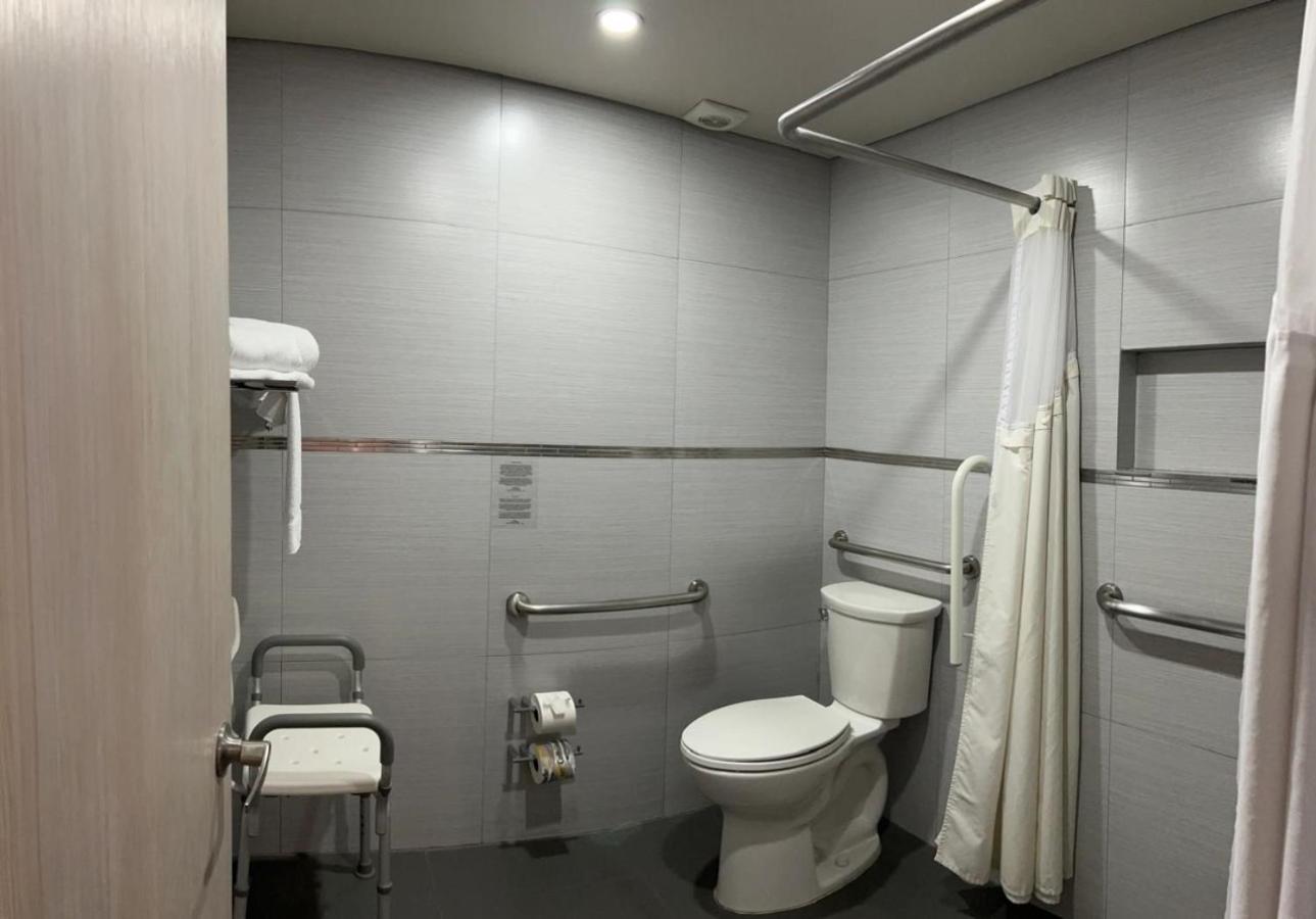 Standard Zimmer mit Kingsize-Bett - barrierefrei