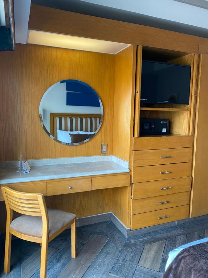 Standard Suite